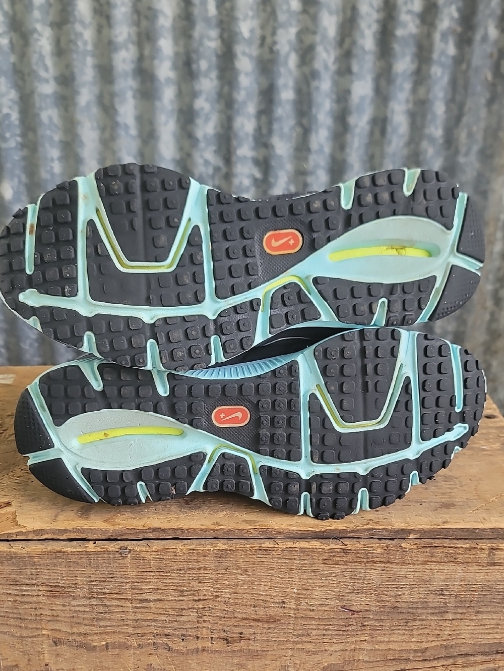 Nike LunarFly 2 "Black/Light Blue" Wmns 6 Ships Today - Picture 6 of 10